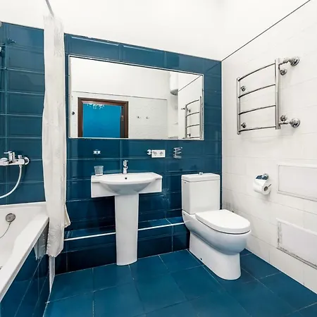 Stylish With A Balcony Overlooking The Park Odesa
